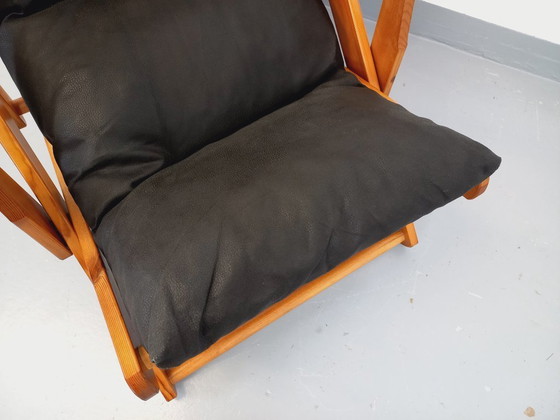 Image 1 of Poltrona chaise longue pieghevole regolabile vintage in pino e similpelle degli anni '70