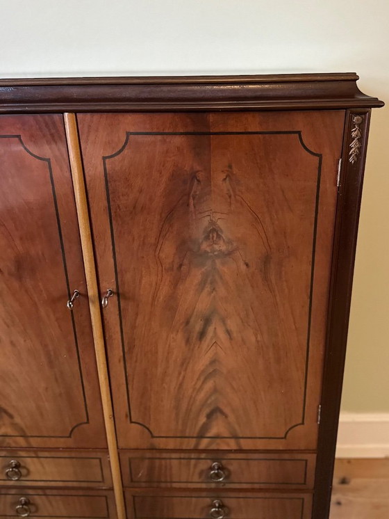 Image 1 of Armoire de rangement Art Déco danoise vintage, années 1940 - Armoire en bois scandinave