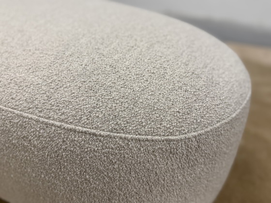 Image 1 of Eyye Kivi Rock Voetenbank Bosa Powder 117x66xH35