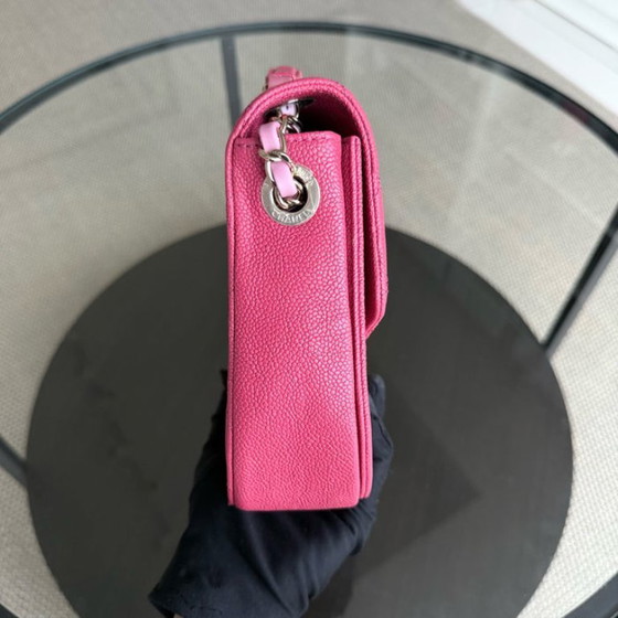 Image 1 of Borsa Chanel Coco Curve Cuba - 25 cm in pelle trapuntata color caviale rosa con finiture dorate Serie 25