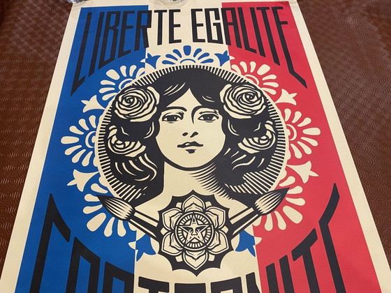 Image 1 of Shepard FAIREY Offsetlithografie Liberty Equality Fraternity signiert und datiert 2018