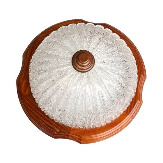 Image 1 of Italienische Deckenleuchte aus den 1970er Jahren | Eisglas und Holz | Mid-Century Modern