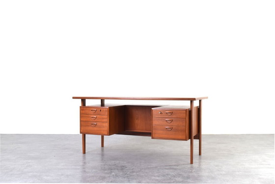 Image 1 of Scrivania direzionale danese di metà secolo in teak di Kai Kristiansen per FM Møbler, 1960.