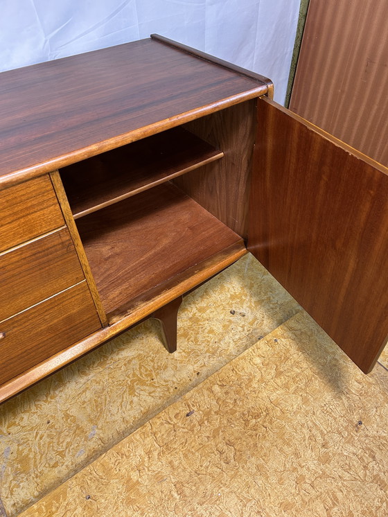 Image 1 of Mid-century Retro Vintage Teakholz Anrichte von Jentique - 1960 Dänisches Design Britische Qualität