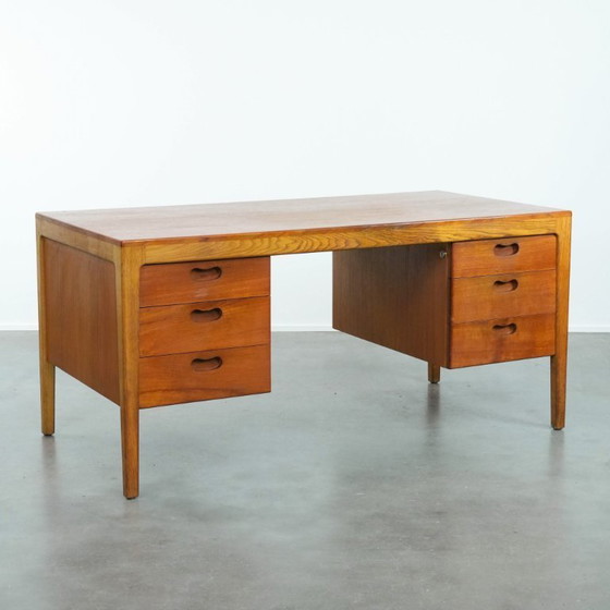 Image 1 of Scrivania di design tedesco vintage degli anni '60 di Hartmunt Lohmeyer per Wilkhahn con 6 cassetti