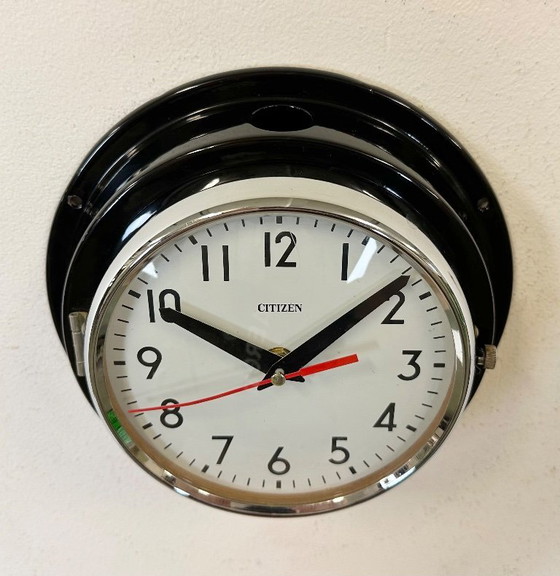 Image 1 of Vintage zwarte Citizen maritieme wandklok, jaren 70