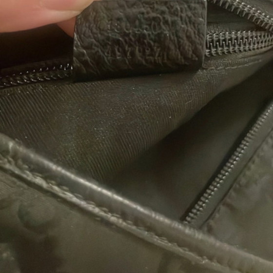 Gucci GG Black Tote Bag, Tote tassen, Nylon, Zwart (foto 3 van 10)