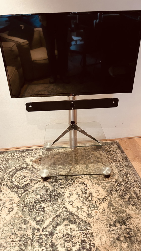 Image 1 of Standard televisivo