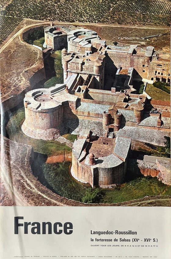 Image 1 of COLLECTIF - DRAEGER TOURISME France - Forteresse de Salses (Alain Perceval) post