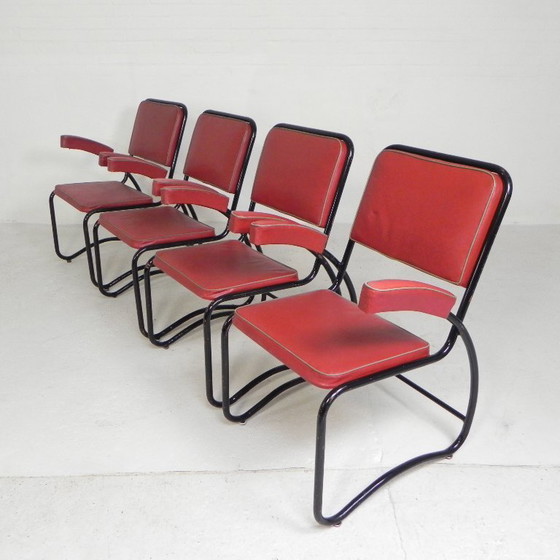 Image 1 of Conjunto de 4 sillones y mesa de centro con estructura tubular de estilo Bauhaus, década de 1950.