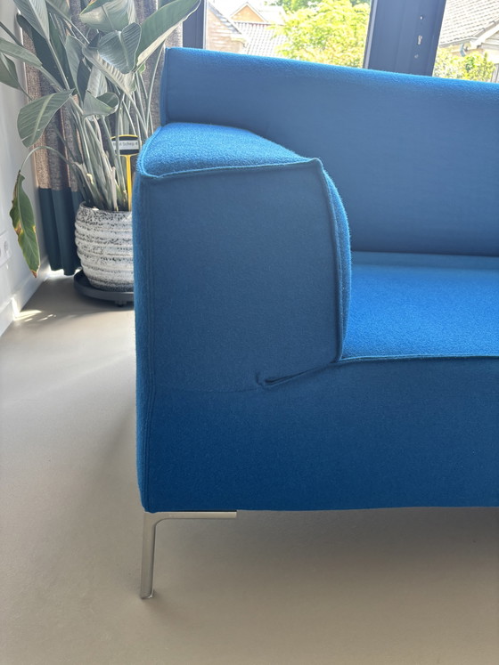 Image 1 of Design on Stock Bloq bank 2,5 zits, unieke petrolblauwe kleur