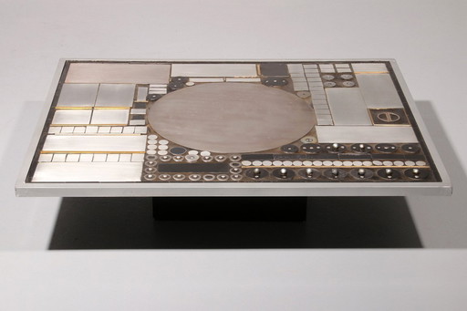 Tavolino brutalista di Raf Verjans