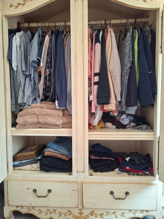 Image 1 of Armoire