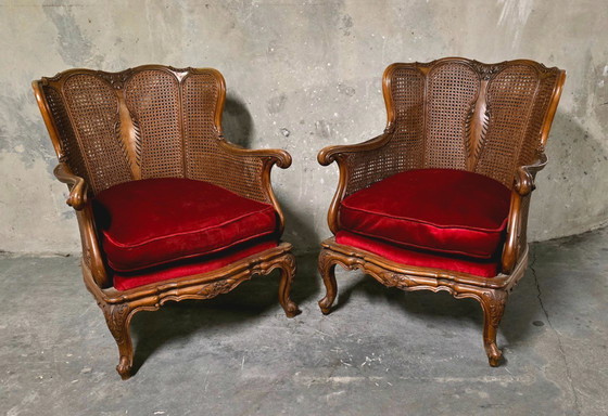 Image 1 of Coppia di poltrone in stile Luigi XV in legno e rattan