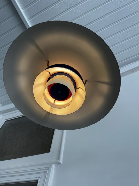 PH 5 Hanging Lamp – Poul Henningsen For Louis Poulsen – Pendant lamps, Aluminium (photo 9 of 17)