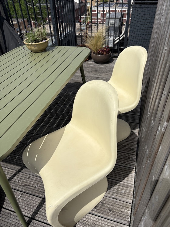 Image 1 of Sedie sintetiche color crema nello stile di Vitra Panton