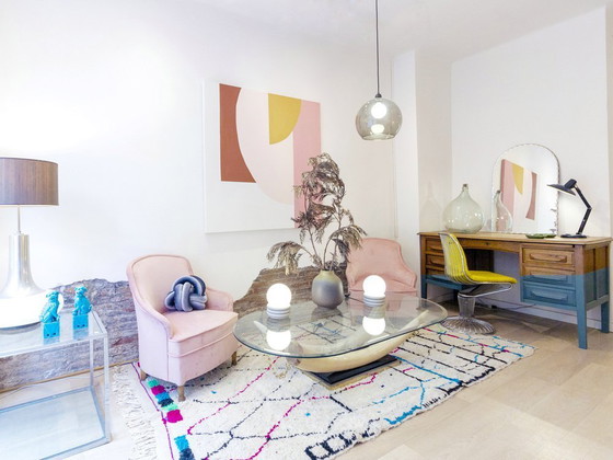 Image 1 of Mesa de centro francesa de mediados de siglo con colmillos de imitación de marfil, década de 1970