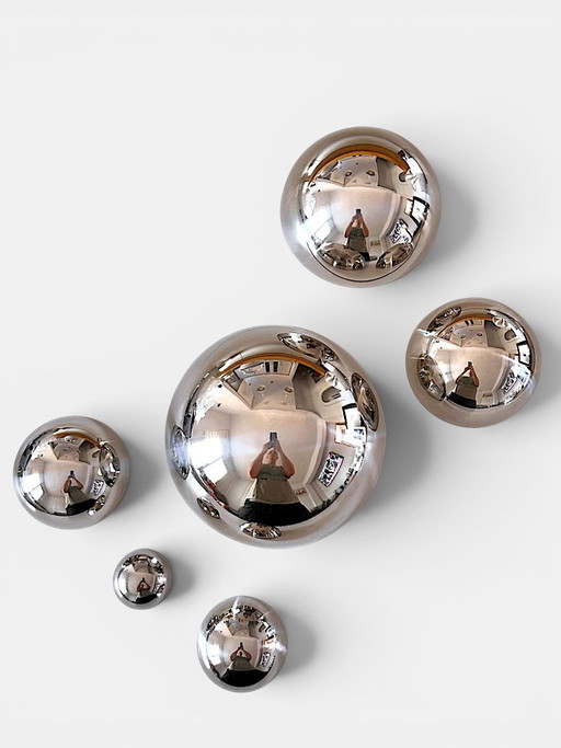 Set de 6 semiesferas esculturales de acero inoxidable – Decoración de pared moderna reflectante