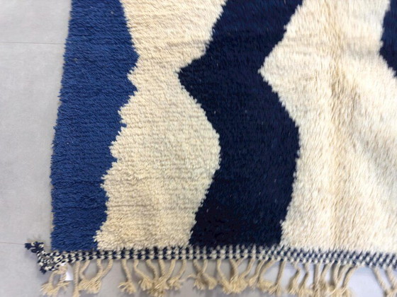 Image 1 of Moroccan traditionnel rug 2.5/15m