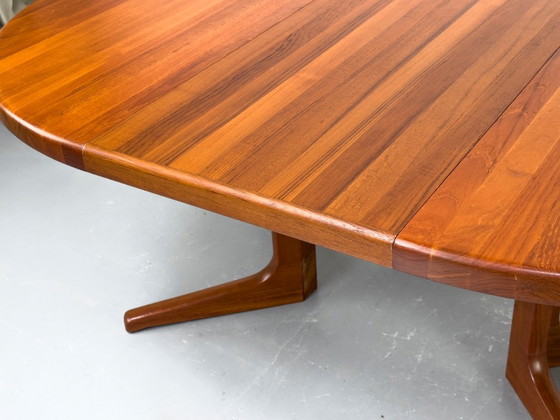 Vintage Teak Round Table – glostrup, Dining tables, Wood (photo 16 of 19)