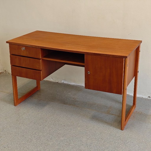 bureau vintage en bois