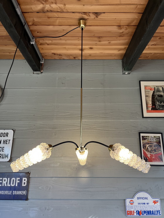 Image 1 of Vintage mid century kroonluchter met 3 kristalglazen lampen 