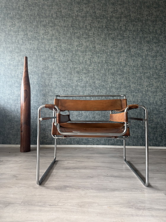 Image 1 of Sedia vintage "Wassily", pelle color cognac, Italia, anni '70