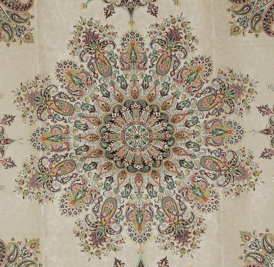 Image 1 of Tovaglia orientale fatta a mano, finemente lavorata con fili di seta, 100 x 100 cm