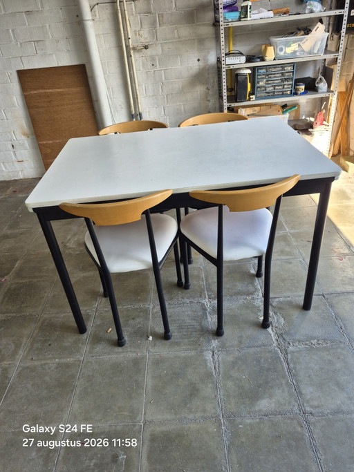 Vintage Tafel 4 Stoelen – eettafels, Metal, Wood (photo 2 of 9)