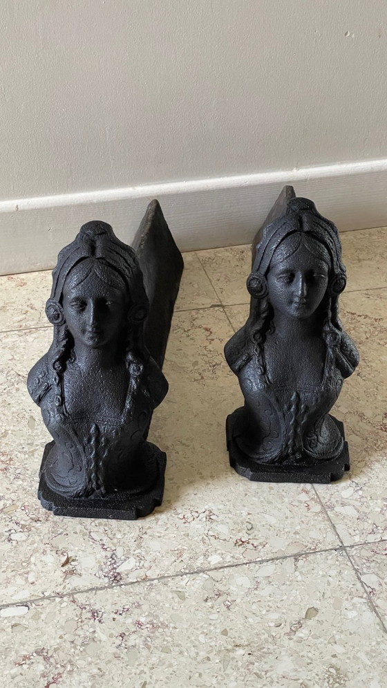 Image 1 of Perros de bomberos de hierro fundido antiguos para apartamentos