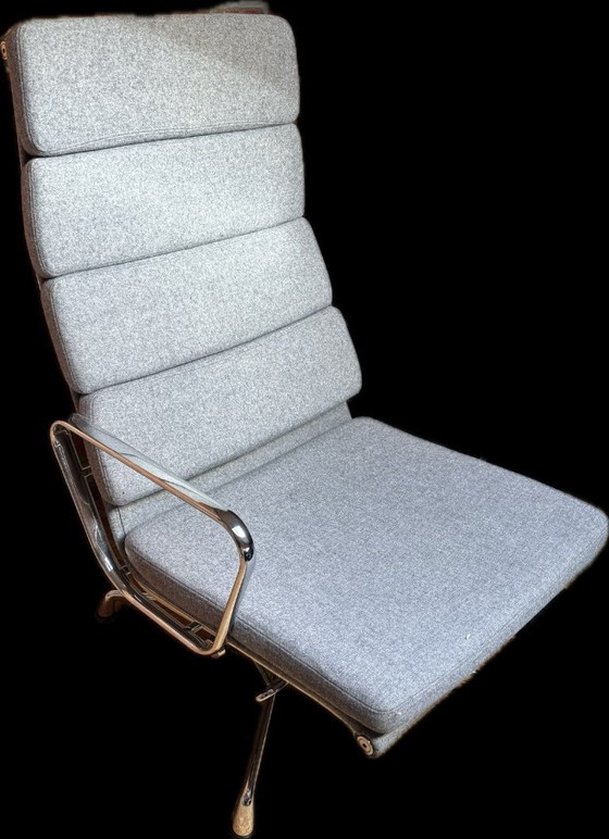 Image 1 of Liege mit Fußhocker