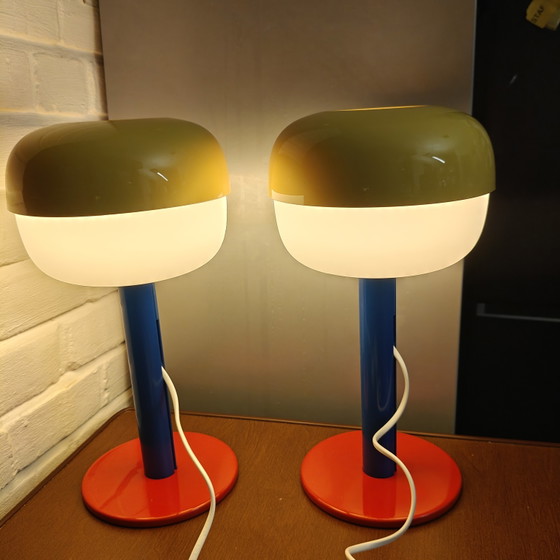 Image 1 of Einzigartiges Paar postmoderner IKEA-Tischlampen – Individuelle Farbkombination – Memphis-Stil