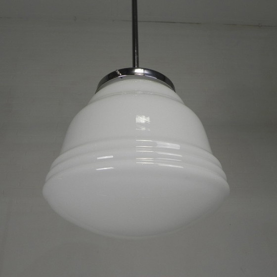 Image 1 of Art Deco hanglamp met opaline kap, Val St Lambert, jaren 30
