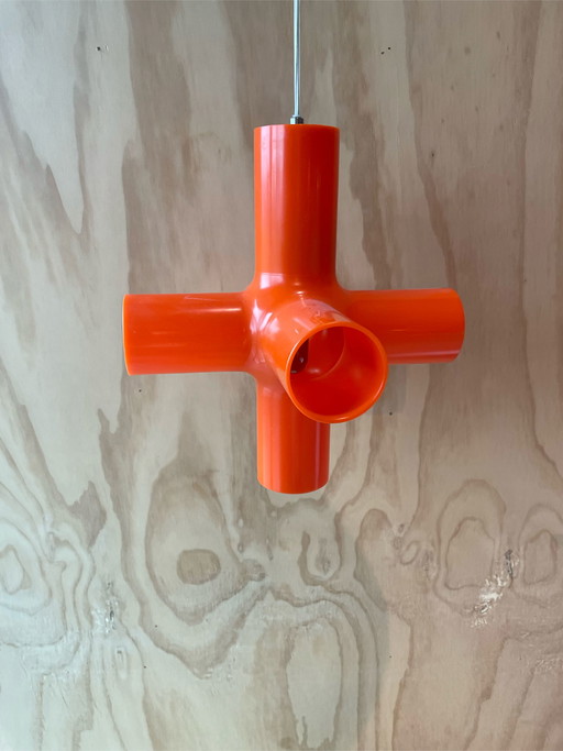Dunkles Crosslight-Orange