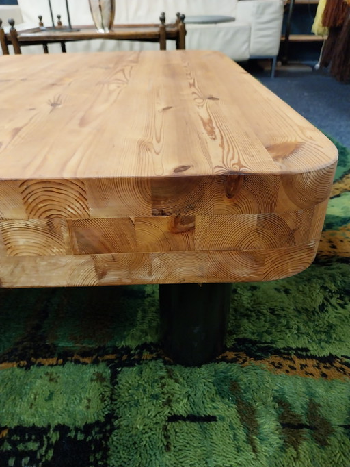 1x 1970's grenenhouten salontafel Frankrijk 100 x 100cm 12cm dik blad 35cm hoog
