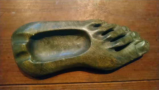 Posacenere in pietra intagliata e lucidata. – Oggetti decorativi, Marble, Stone (photo 2 of 4)