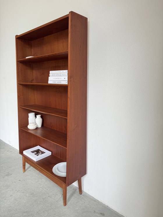 Image 1 of Bibliothèque Vintage Teck Fuselé