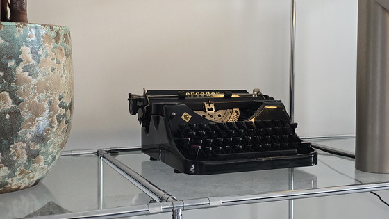 Image 1 of Trouvaille rare : Mercedes Prima (années 1930) – Complète avec clé fonctionnelle et étui !