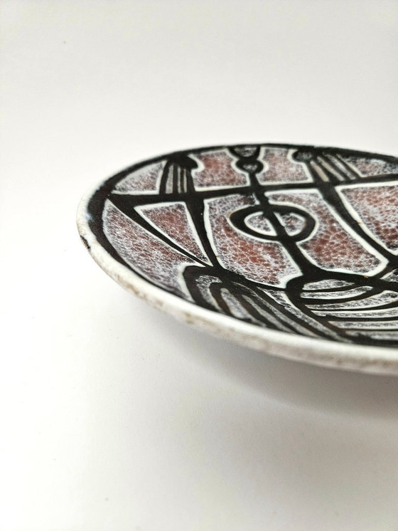 Image 1 of RARE! Vintage brutalist rough glazed mid-century wall plate. Made by Zsuzsa GYÖRGYEY (1931-2006)