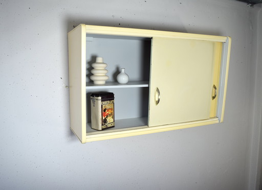 1950s Vintage Wall Cabinet Dresser Hanging cabinet
