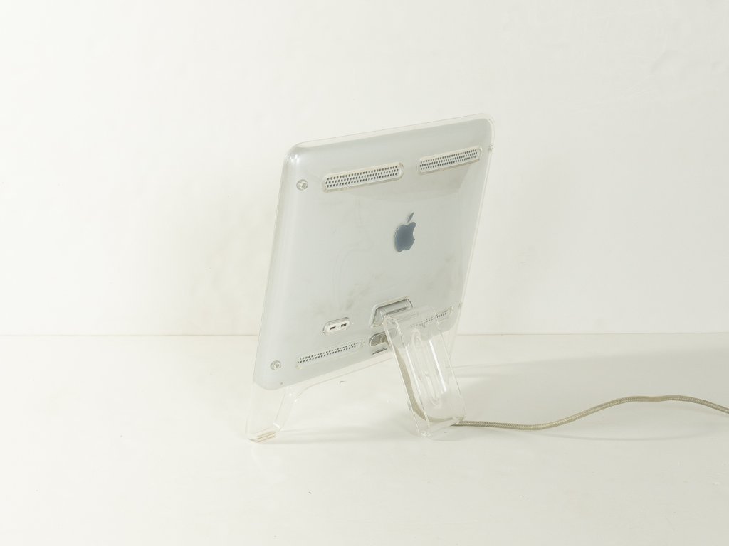 Power Mac G4 Cube & 17