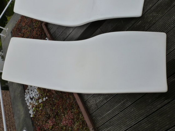 Image 1 of Paar buiten ligbedden van glasvezel Vintage