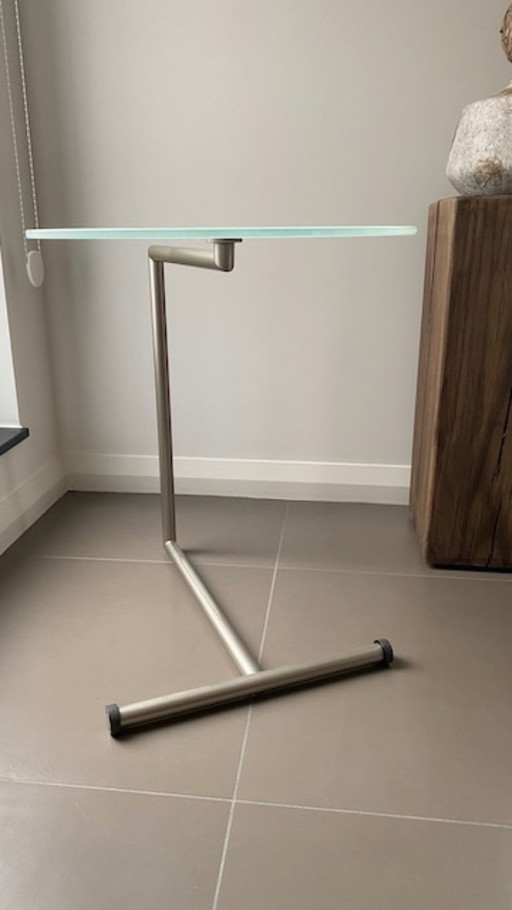 Table d'appoint Cor 'Arthe' en verre mat 1