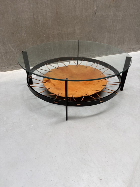 Mid-Century Modern Ronde Salontafel Van Glas, Staal En Leer – Metal, Leather (photo 5 of 9)