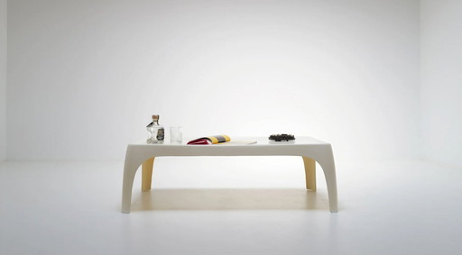 Table basse en polyester, années 1970