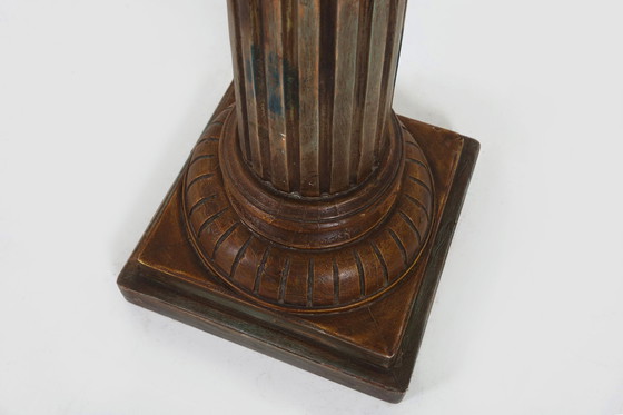 Image 1 of Colonna o piedistallo corinzio antico in legno intagliato, Francia ca. 1890