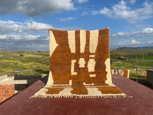 Vintage Beni Ouarain rug 330x230 cm – Hand-knotted Moroccan Berber carpet – Wool in brown and cream with minimalist