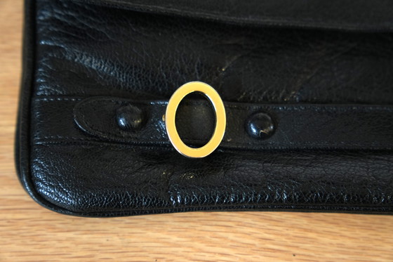 Image 1 of Borsa a tracolla vintage in pelle nera anni '70/'80 – Stile retrò chic senza tempo