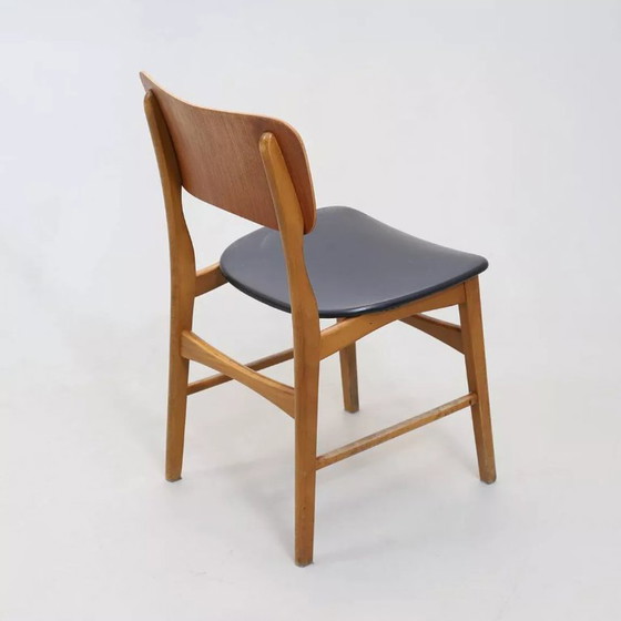 Image 1 of Set di 2 sedie vintage scandinave in teak e similpelle nera, prodotte da Kofod-Larsen, Danimarca, anni '60.