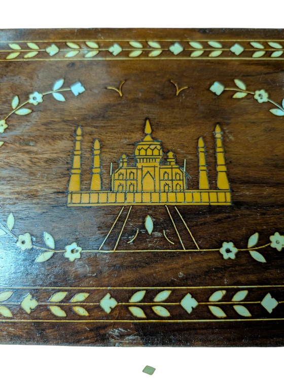 Image 1 of Antikes indisches Tablett mit Knocheneinlagen